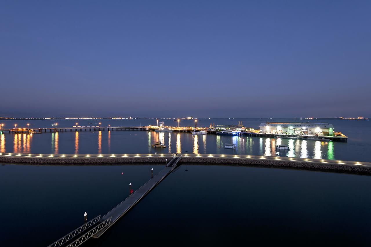 Darwin Waterfront Luxury Suites Екстер'єр фото